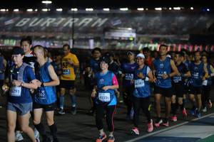 BIB: 41732, 4468, 46387, 3291, 502, 43355
                            <button type="button" onclick="openModal(10581357)" class="btn btn-primary btn-sm float-right btn-popup" data-toggle="modal" data-target=".modal-high-quality">
                        <i class="fas fa-shopping-cart"></i> Add to Cart
                    </button>
                                            <button type="button" onclick="isThisMe(10581357, true)" class="btn btn-success btn-sm float-right btn-popup btn-isme hidden" data-toggle="tooltip" data-placement="bottom" title="นี่คือรูปของคุณใช่ไหม คลิกที่นี่เพื่อเอาเข้าอัลบั้ม">
                        <i class="fas fa-plus"></i> Add to album
                    </button>
                    <button type="button" onclick="isThisMe(10581357, false)" class="btn btn-warning btn-sm float-right btn-popup btn-isnotme hidden">
                        <i class="fas fa-ban"></i> Remove from album
                    </button>